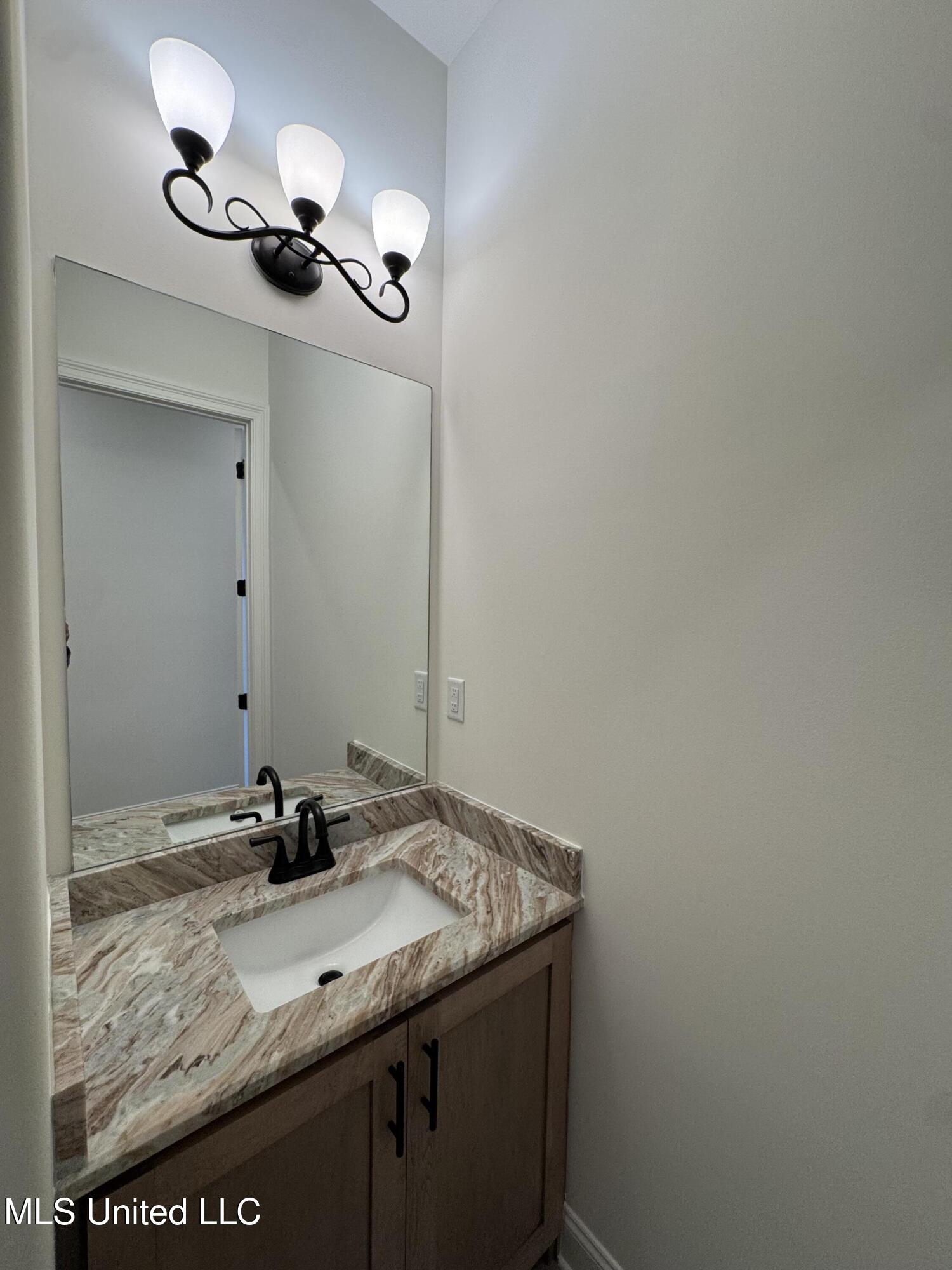 2288 Slocum Road Hernando, MS 38632 - Photo 24 of 53 Photo Oct 31 2025, 1 48 57 PM