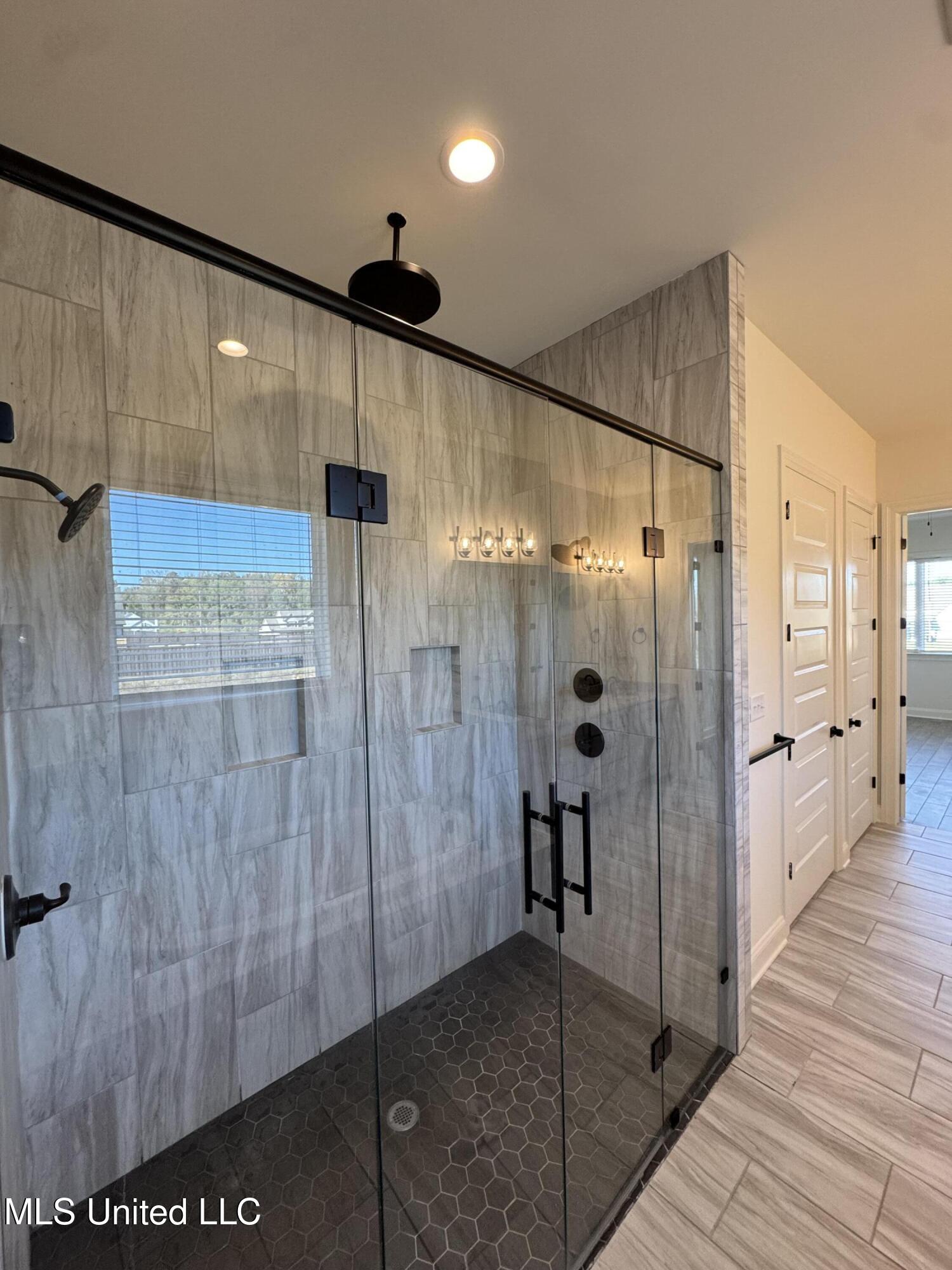 2288 Slocum Road Hernando, MS 38632 - Photo 36 of 53 Photo Oct 31 2025, 2 01 40 PM