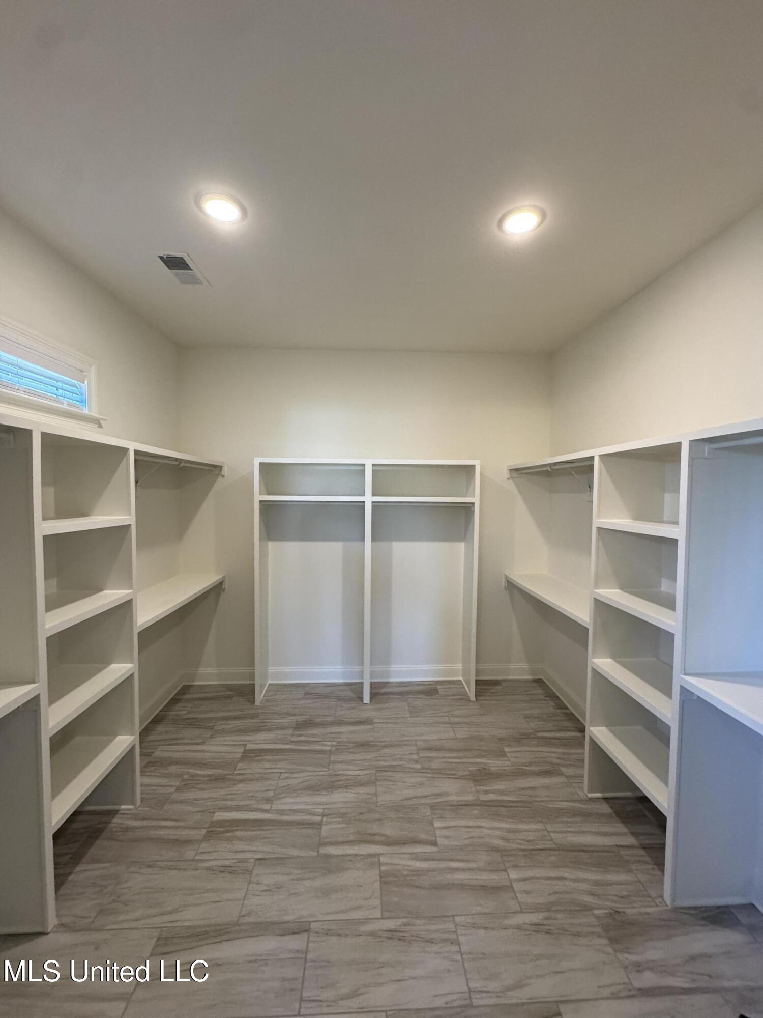 2288 Slocum Road Hernando, MS 38632 - Photo 38 of 53 Photo Oct 31 2025, 2 01 58 PM