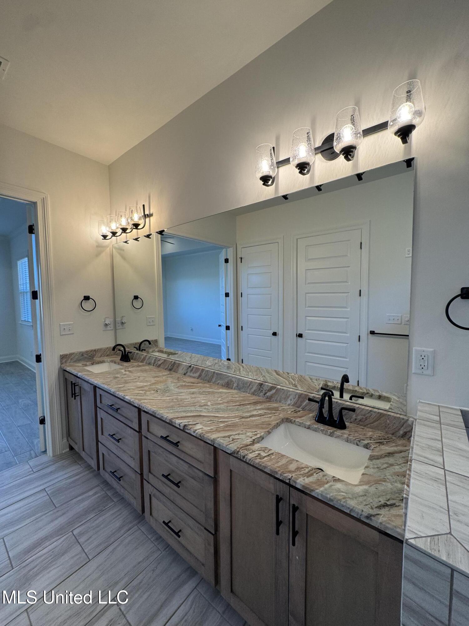 2288 Slocum Road Hernando, MS 38632 - Photo 39 of 53 Photo Oct 31 2025, 2 03 59 PM