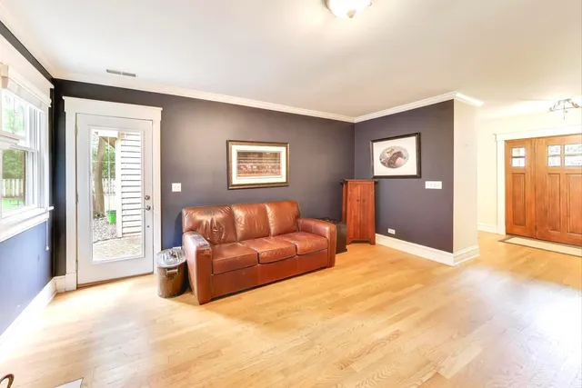 $728,000 | 315 South Beverly Lane, Arlington Heights, IL 60005