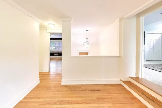 $728,000 | 315 South Beverly Lane, Arlington Heights, IL 60005