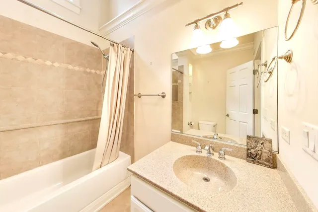 $728,000 | 315 South Beverly Lane, Arlington Heights, IL 60005