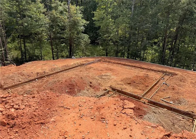 a view of backyard space