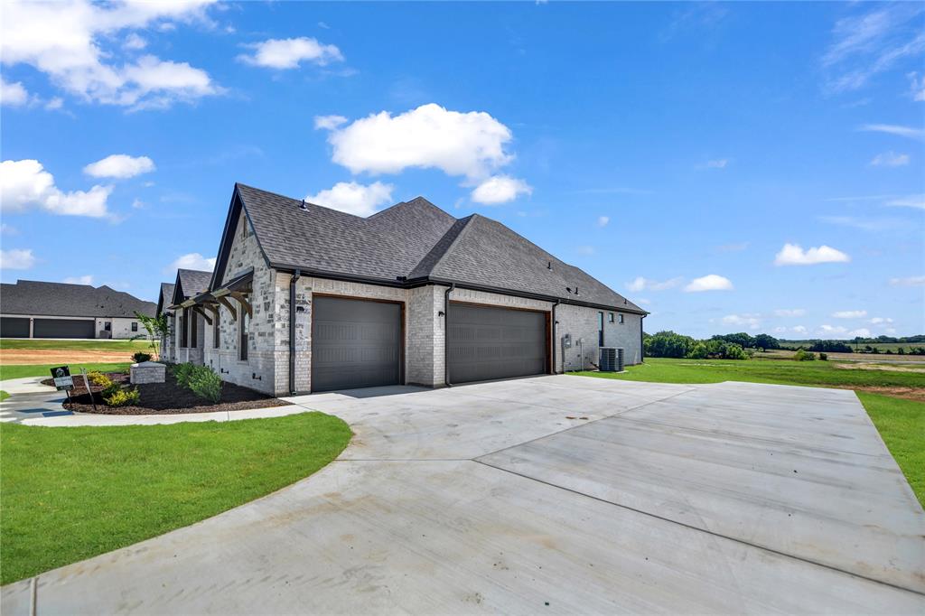 119 Guynell Ridge Decatur, TX 76234 - Photo 3 of 39