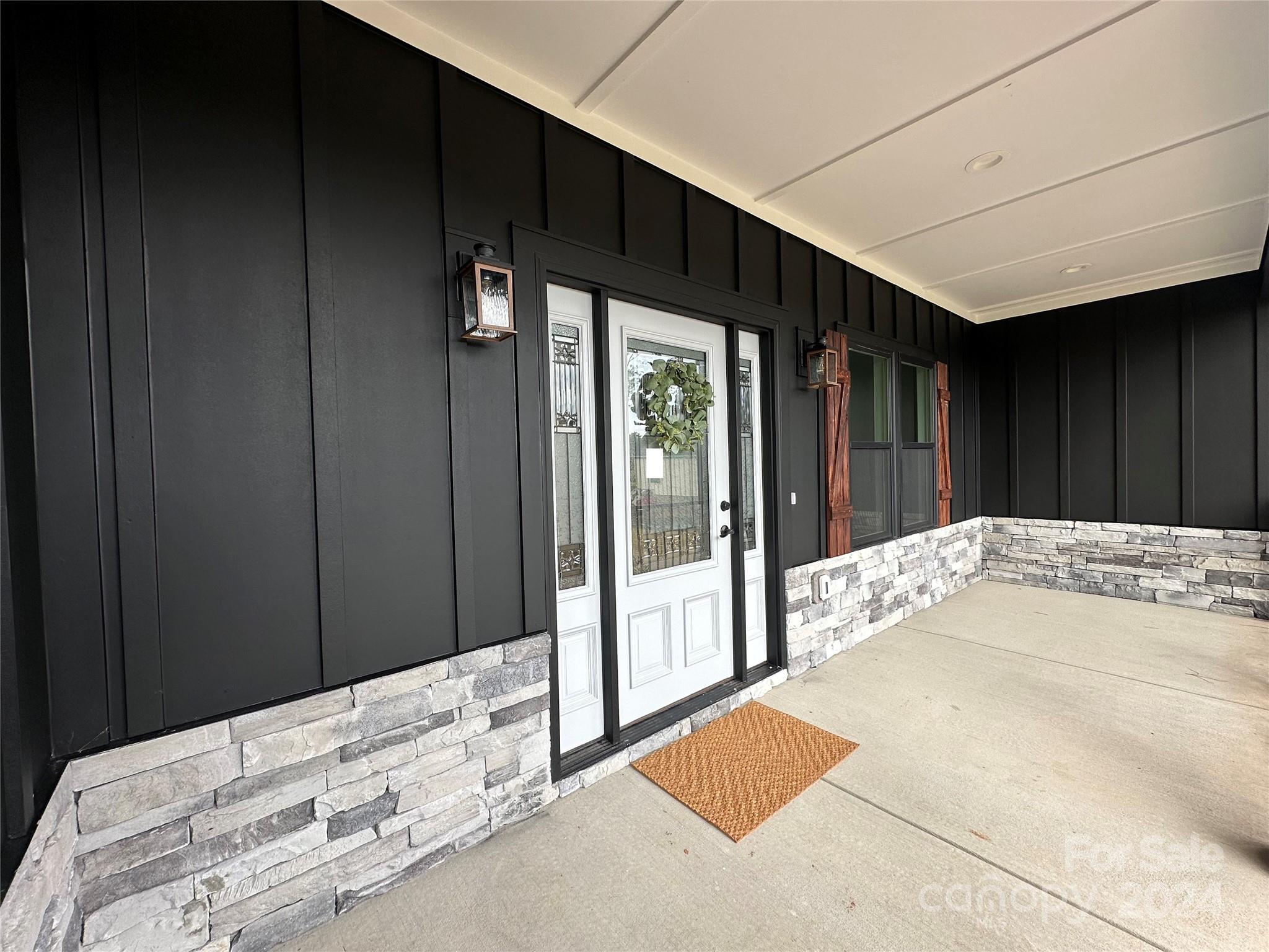 169 Harbor Point Drive Cherryville, NC 28021 - Photo 8 of 37 a view of a backyard of a house
