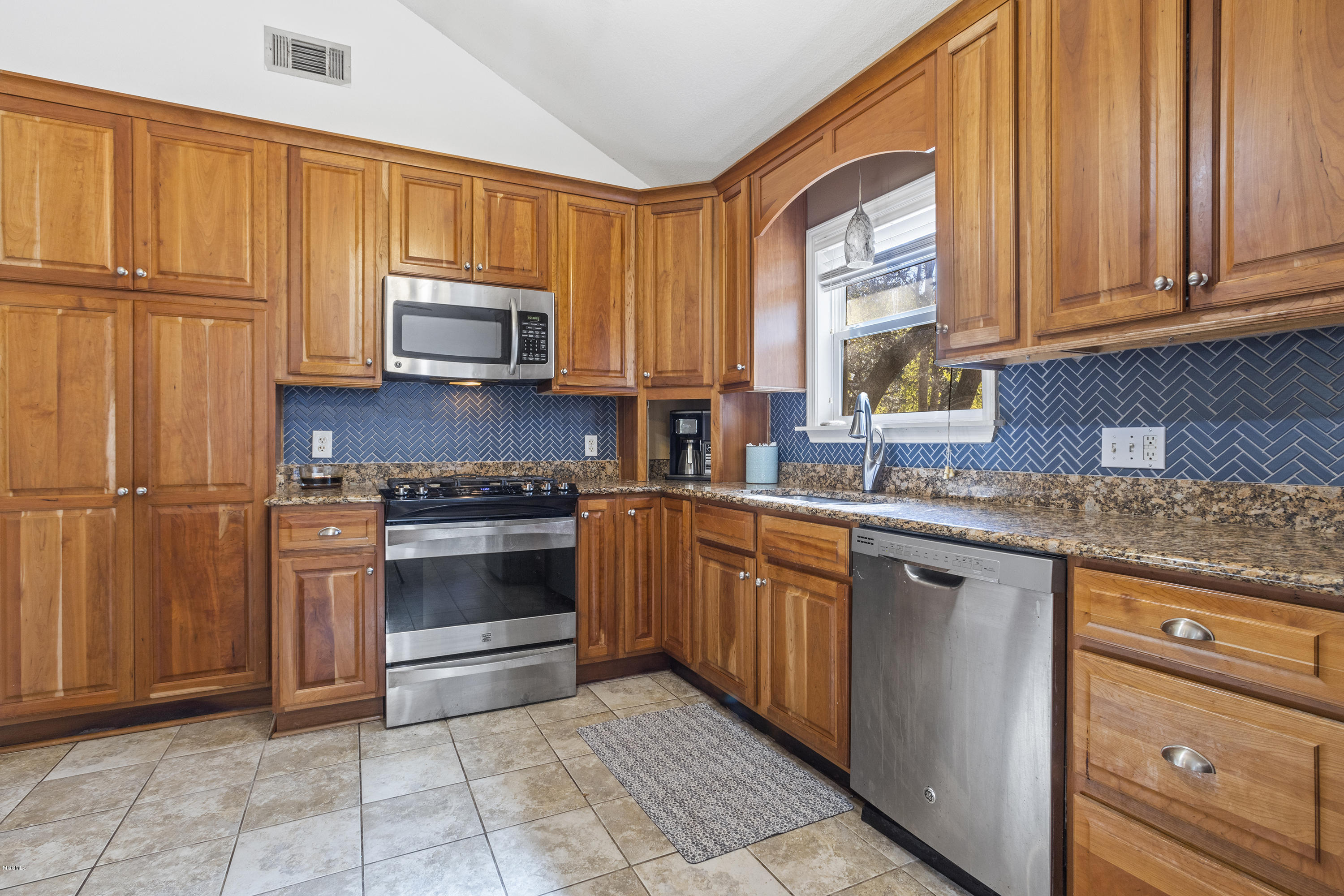 7400 Joe Fountain Road Ocean Springs, MS 39564 - Photo 6 of 36 7778AEAE-329A-4230-B31D-CA4D3B0469DF