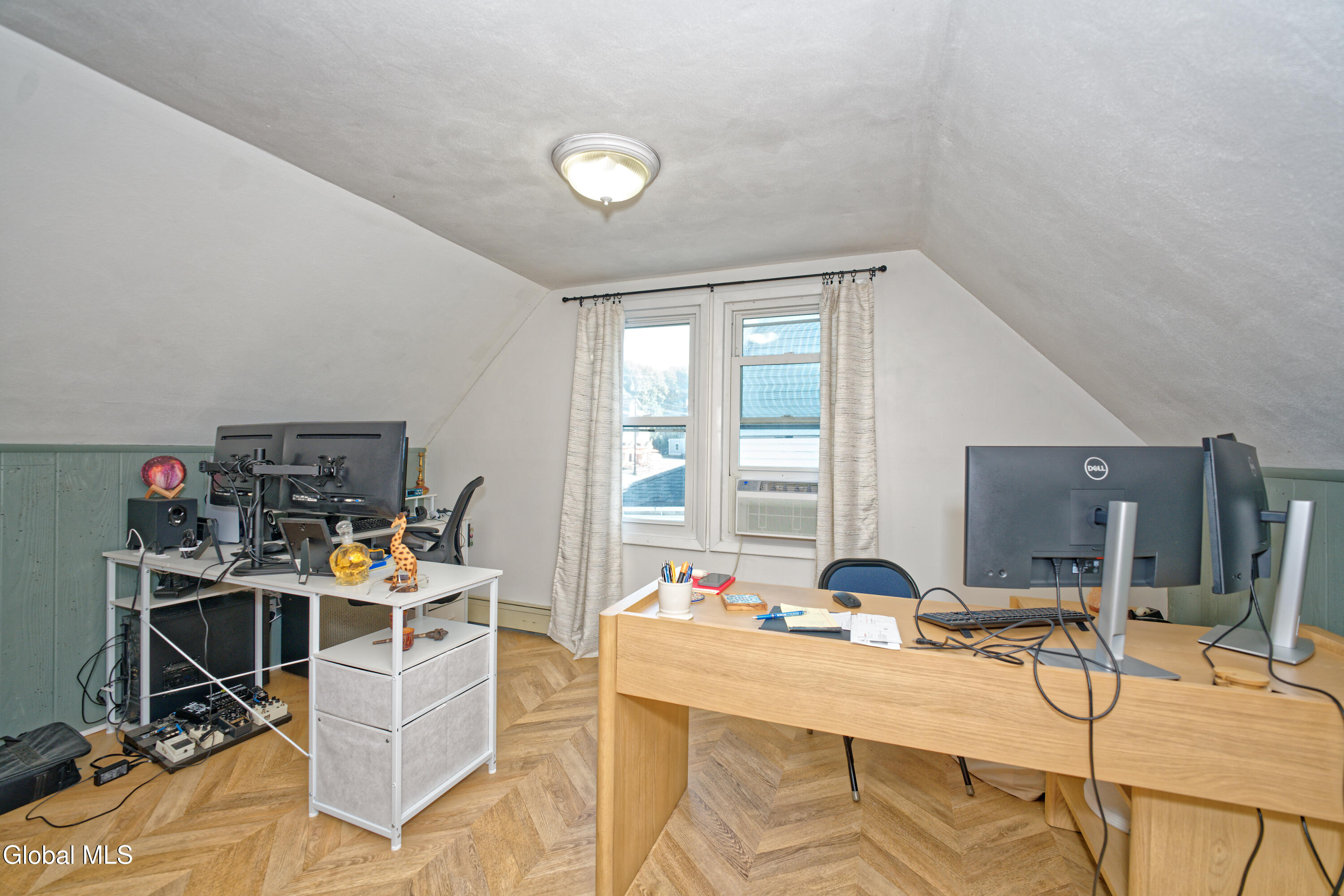 688 Hoosick Road Brunswick, NY 12180 - Photo 17 of 35 4 Landing 1