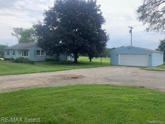 6320 Allen Road Fenton, MI 48430 - Photo 1 of 24