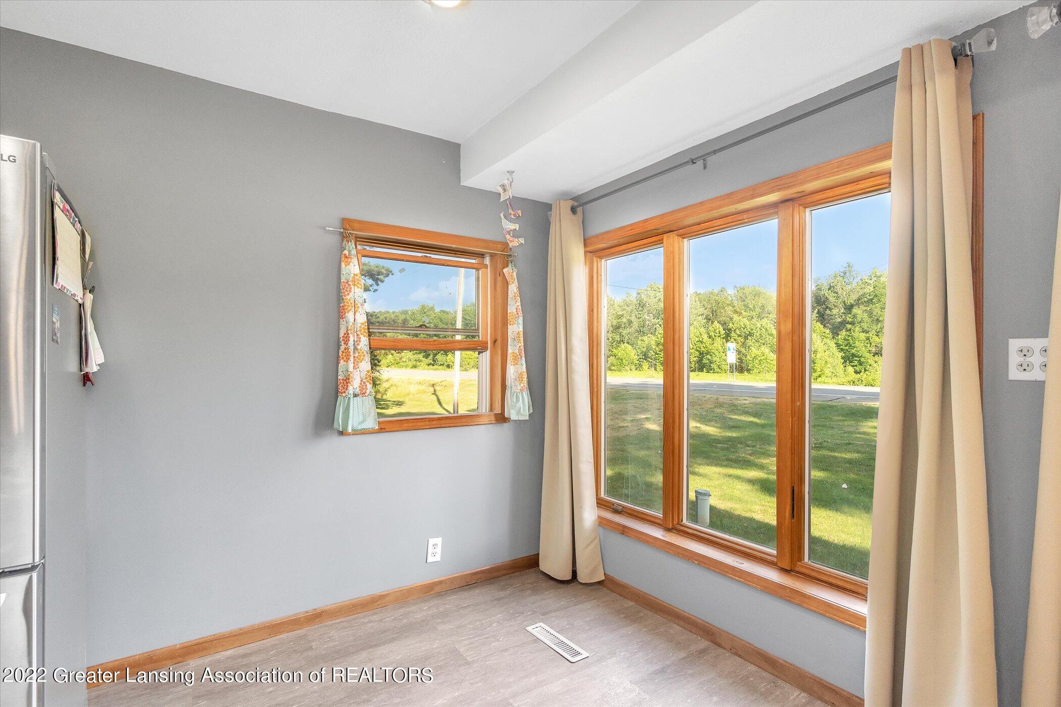 19281 West M 60 Three Rivers, MI 49093 - Photo 4 of 34 07-19281-M-60-WindowStill-Real-Estate-Ph