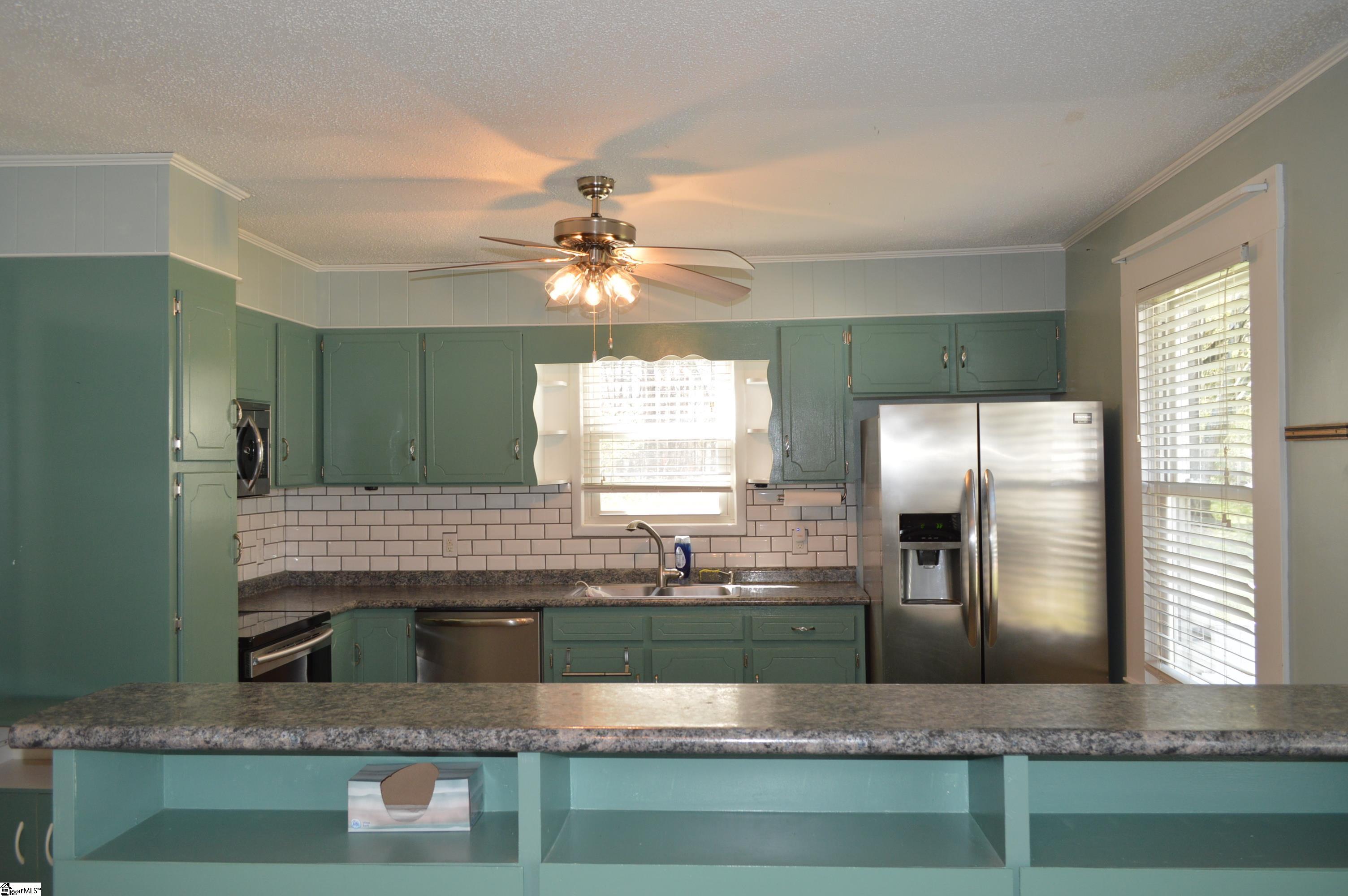108 Clayton Street Greer, SC 29650 - Photo 14 of 18