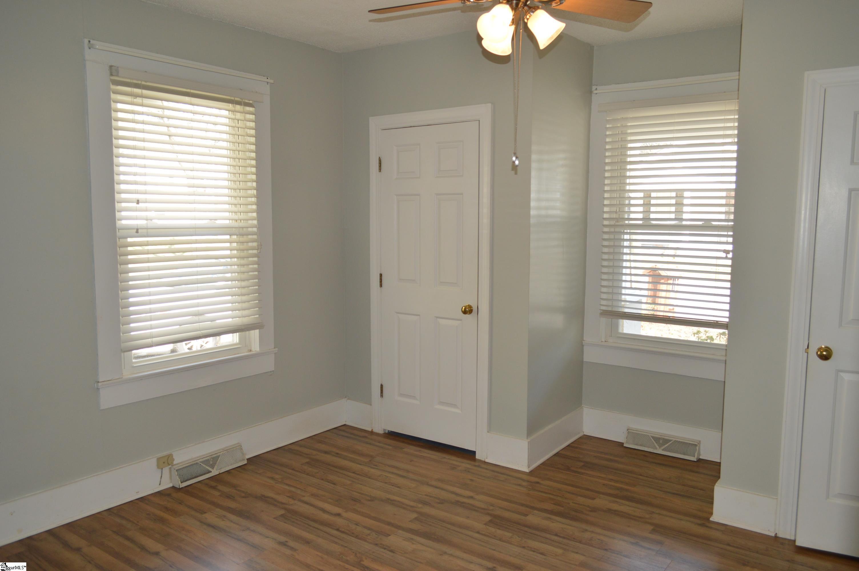 108 Clayton Street Greer, SC 29650 - Photo 5 of 18