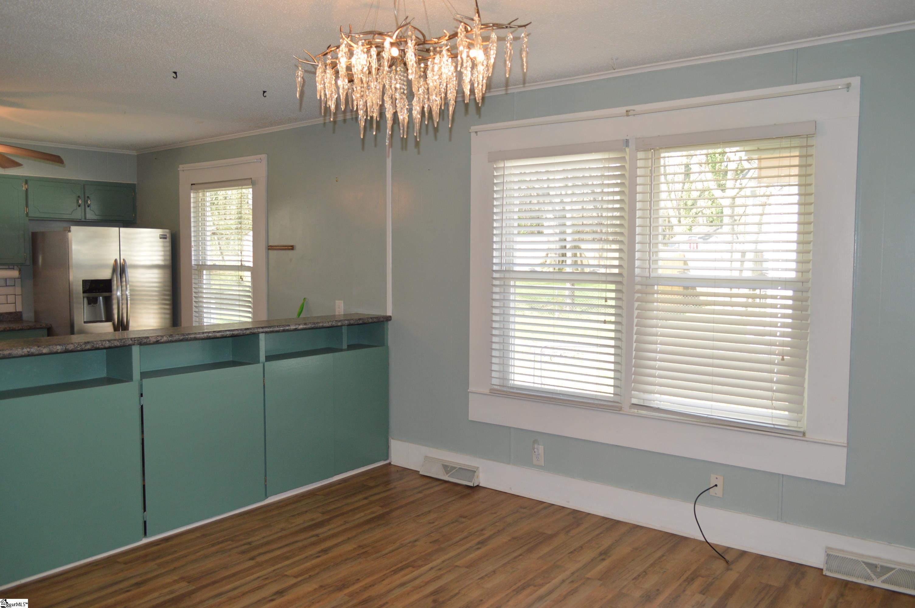 108 Clayton Street Greer, SC 29650 - Photo 7 of 18