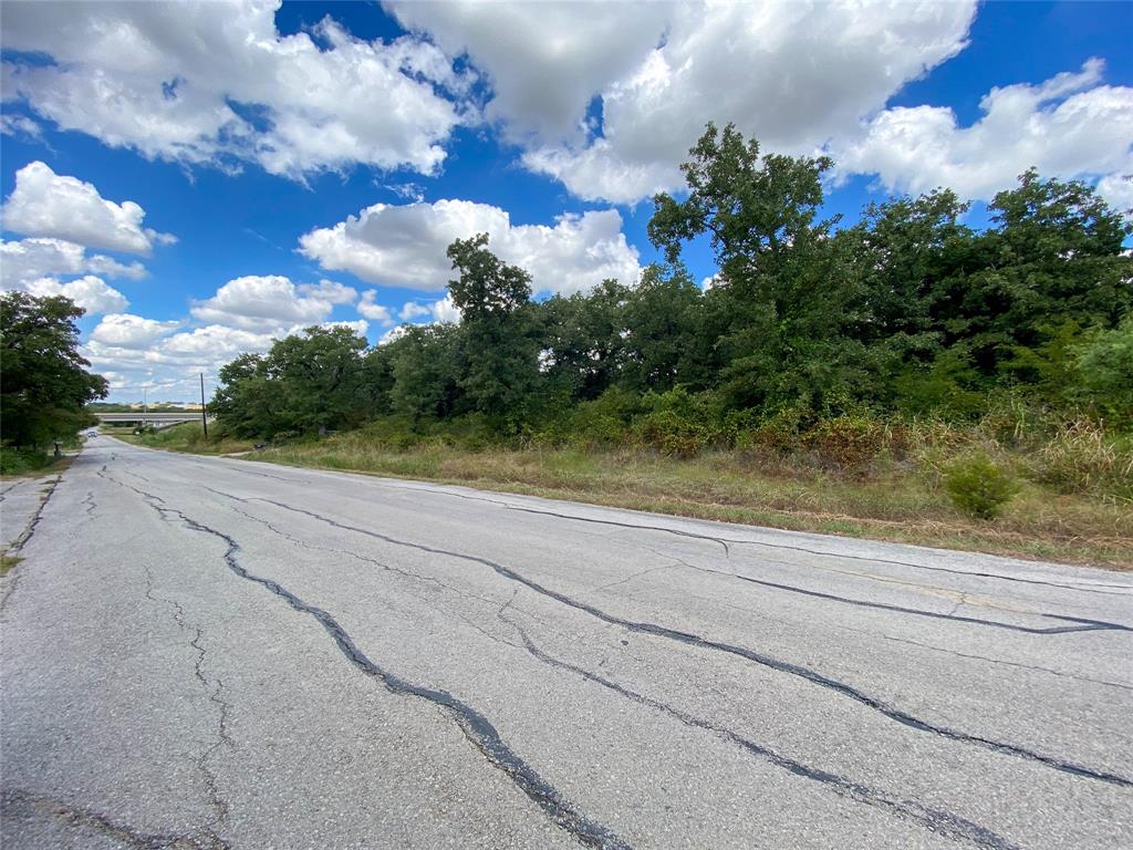 1700 Don Lee Road Joshua, TX 76058 - Photo 8 of 33