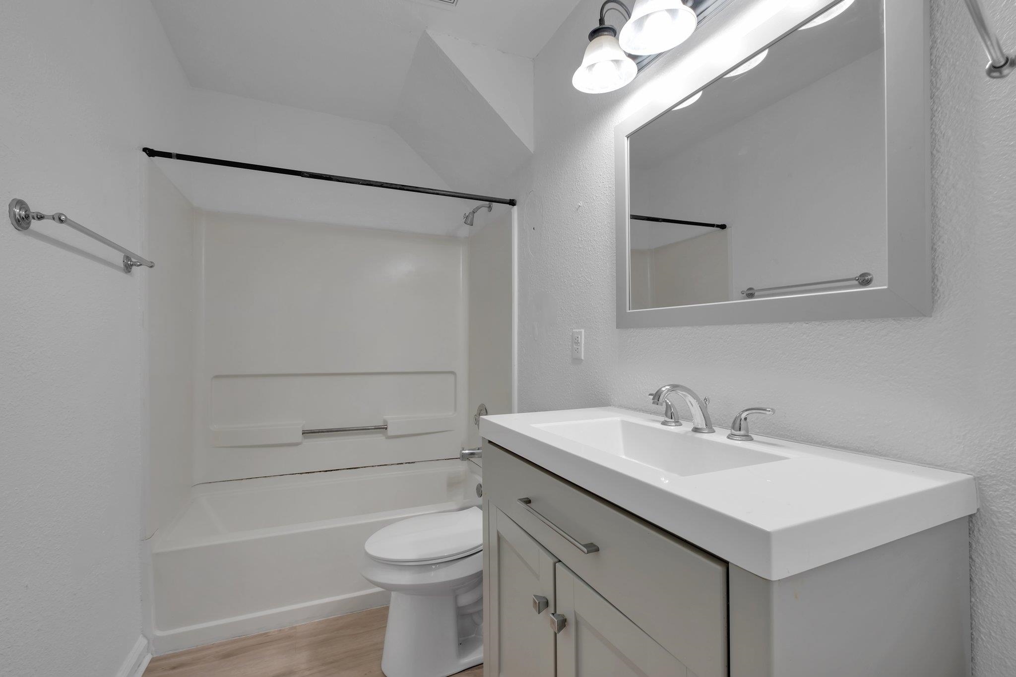 1264 Ocala Road, Unit B Tallahassee, FL 32304 - Photo 11 of 20