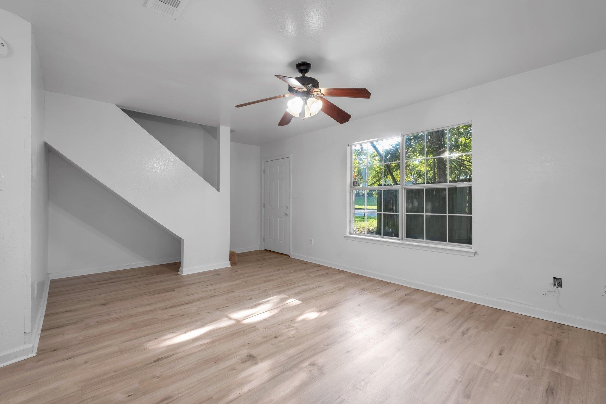 1264 Ocala Road, Unit B Tallahassee, FL 32304 - Photo 10 of 20