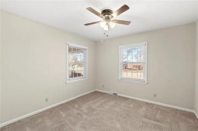 $359,000 | 505 Southview Drive, Richmond, MO 64085