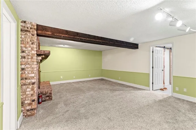 $359,000 | 505 Southview Drive, Richmond, MO 64085