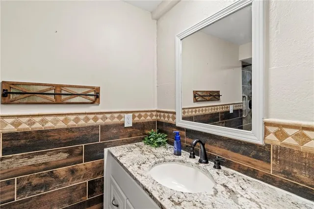 $359,000 | 505 Southview Drive, Richmond, MO 64085