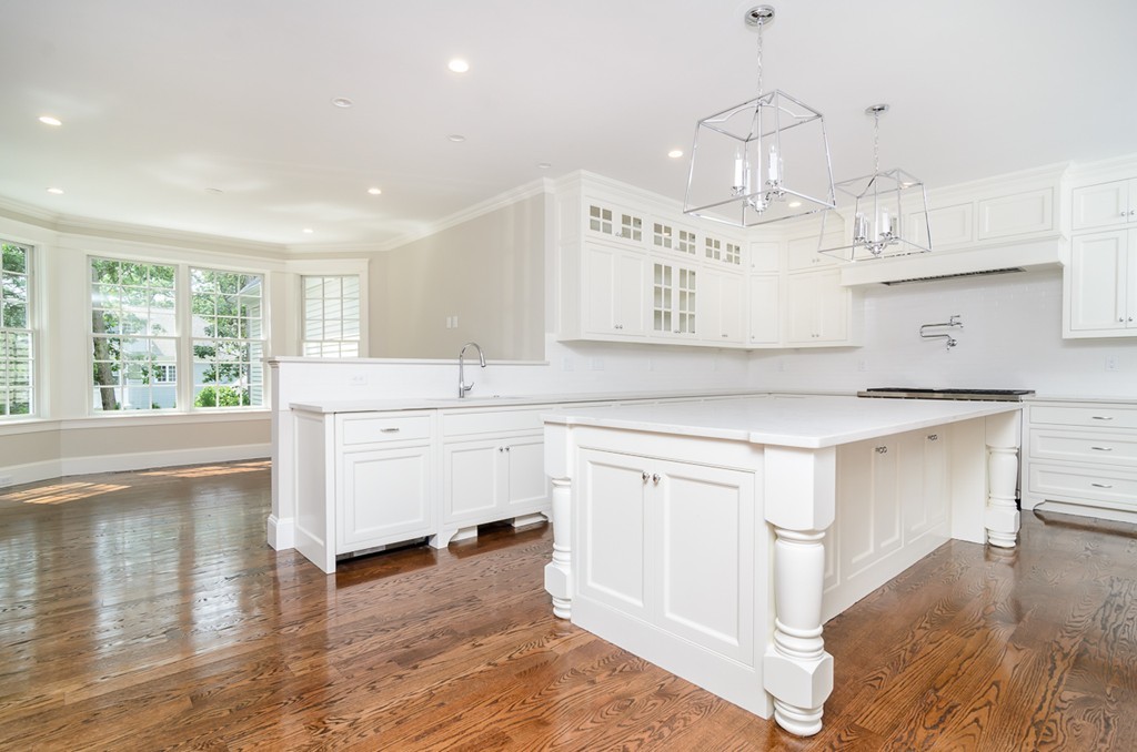 26 Sagamore Road Wellesley, MA 02481 - Photo 3 of 14