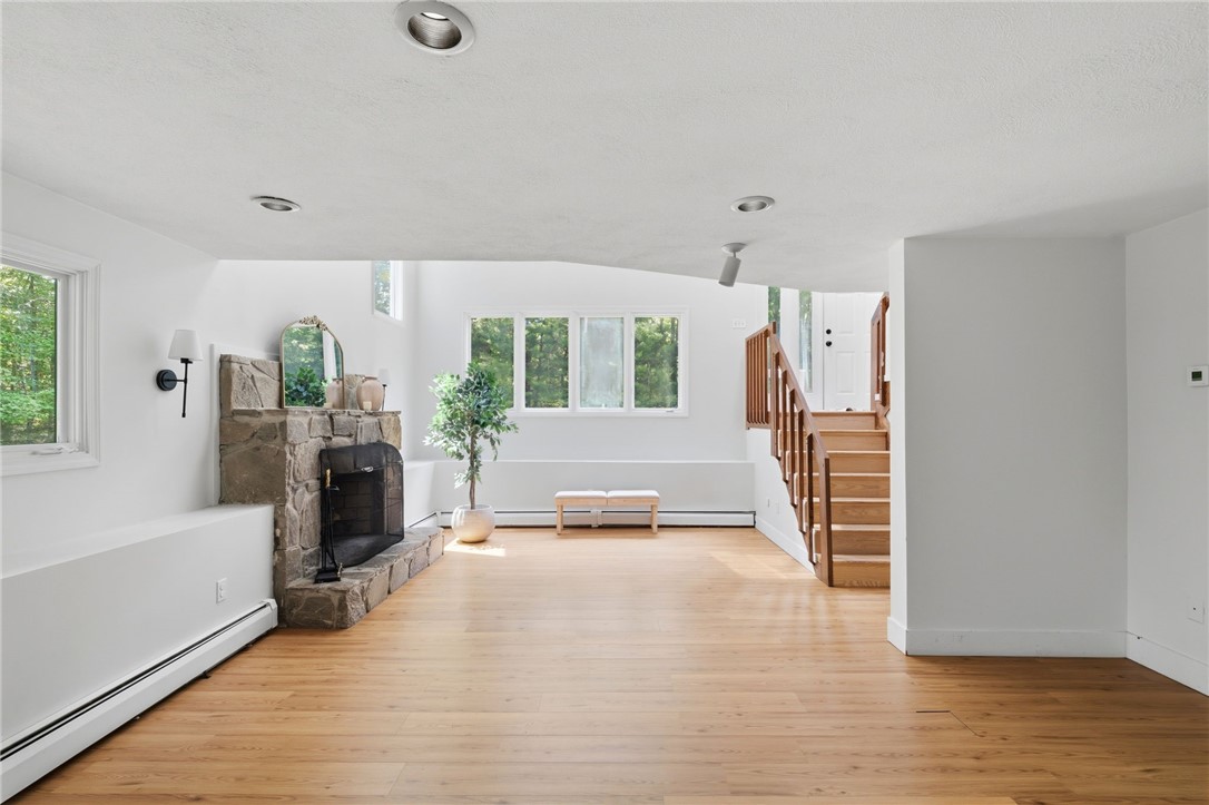 768 Weaver Hill Road Coventry, RI 02816 - Photo 35 of 37