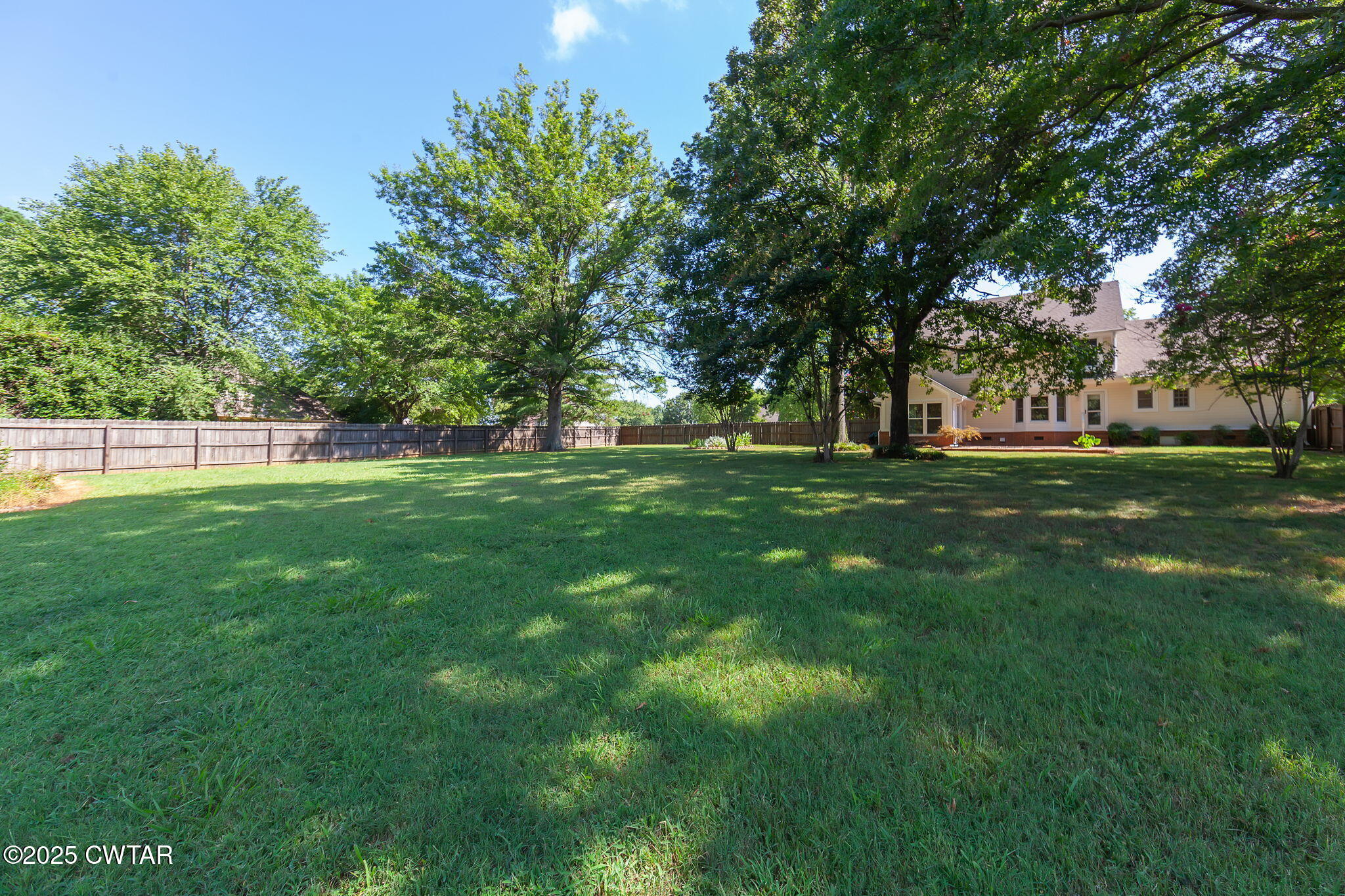 465 Shadow Ridge Drive Jackson, TN 38305 - Photo 40 of 44 yard