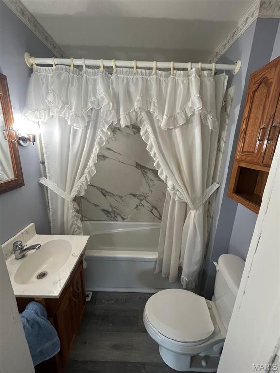 404 Maple Carrollton, IL 62016 - Photo 11 of 22