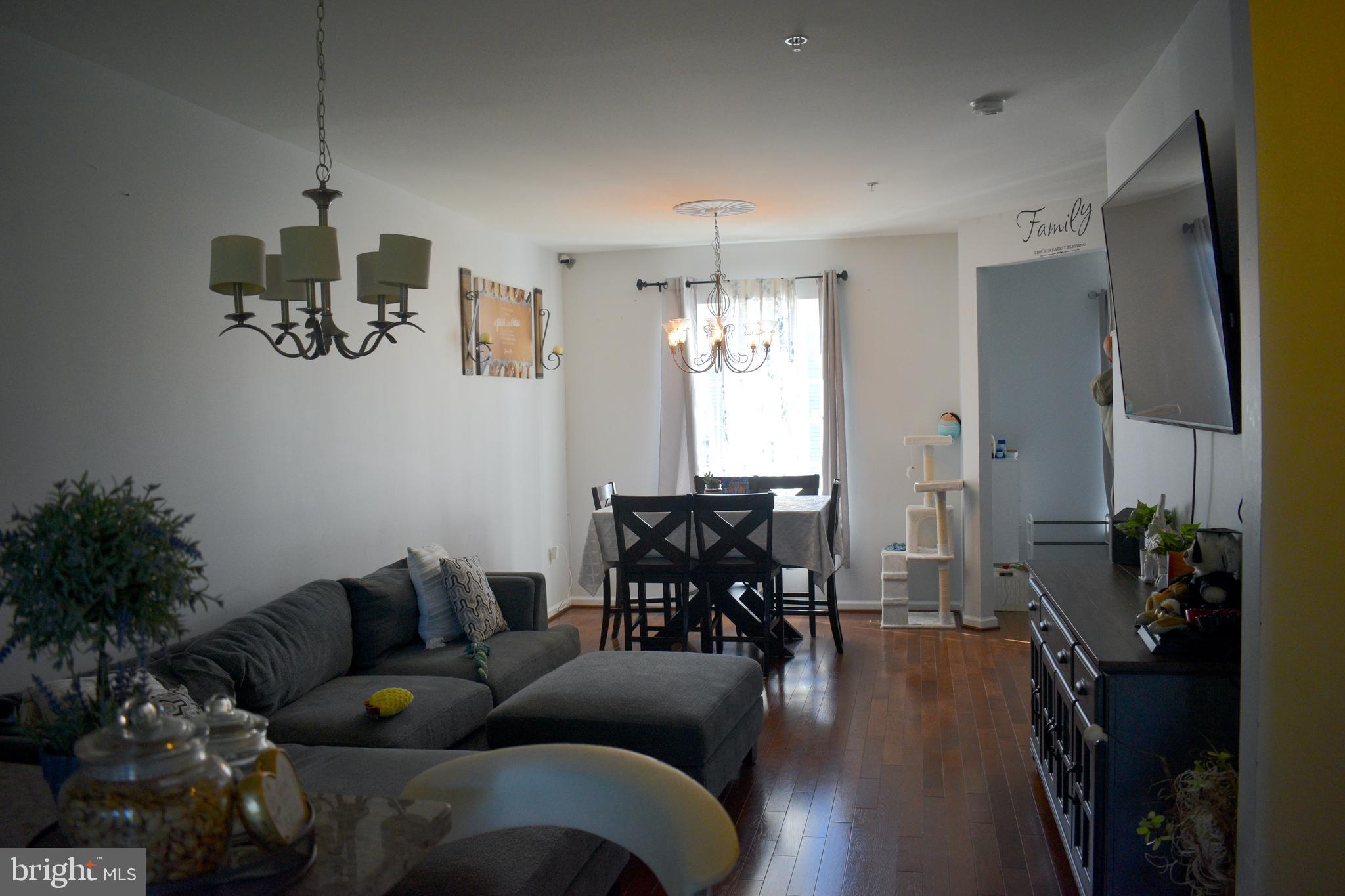 7444 Riding Meadow Way Manassas, VA 20111 - Photo 7 of 22 Gallery Image 7