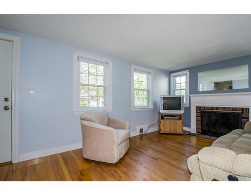 44 Lyman Road Milton, MA 02186 - Photo 6 of 24 Gallery Image 6