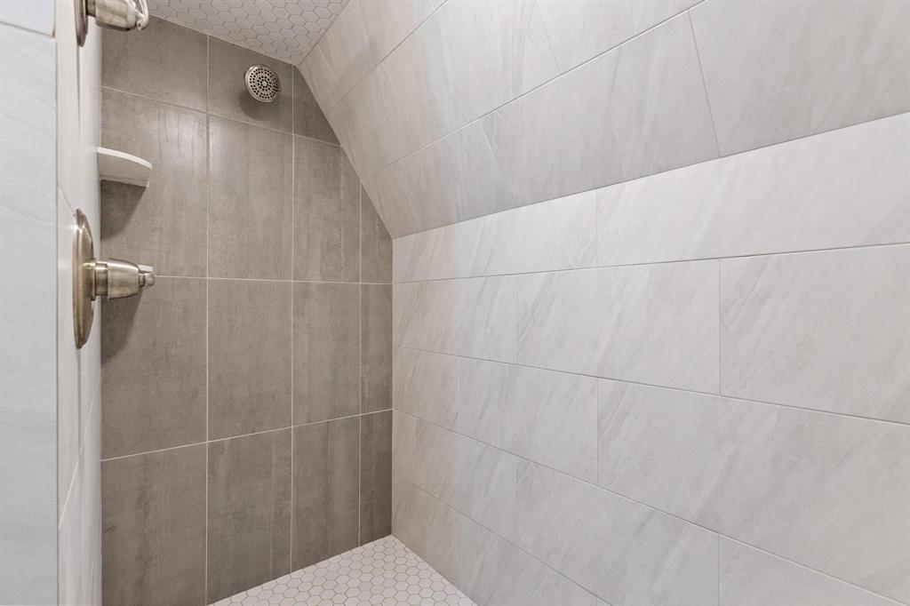 1325 Reynolds Road Whitewright, TX 75491 - Photo 14 of 39 a bathroom with a shower
