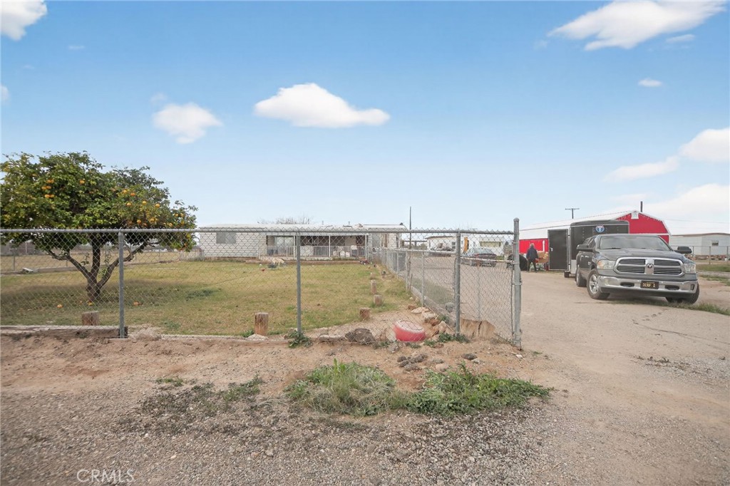 18121 Jones Road Blythe, CA 92225 - Photo 5 of 31