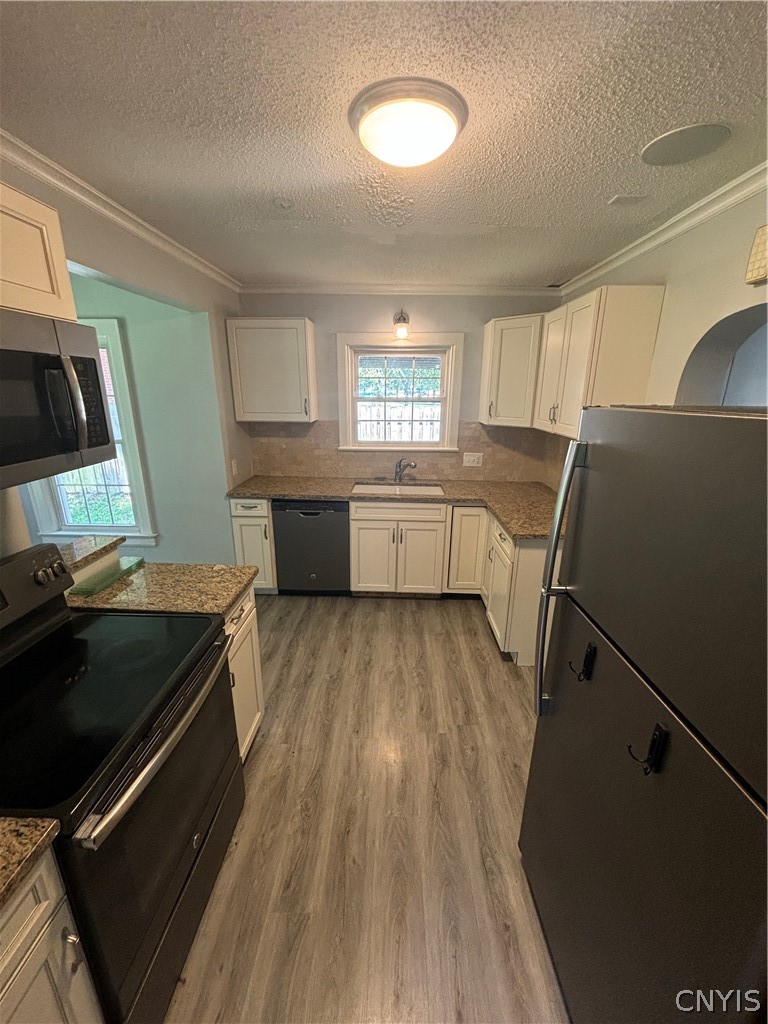 102 Wellington Road De Witt, NY 13214 - Photo 8 of 35