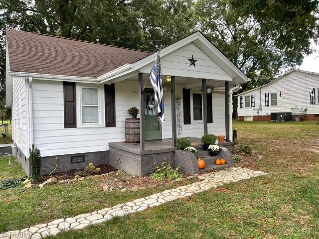 1513 Pine Hall Road Pine Hall, NC 27042 - Photo 2 of 15 Gallery Image 2