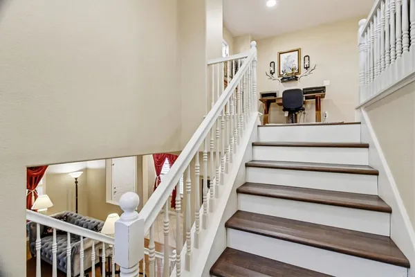 a view of entryway