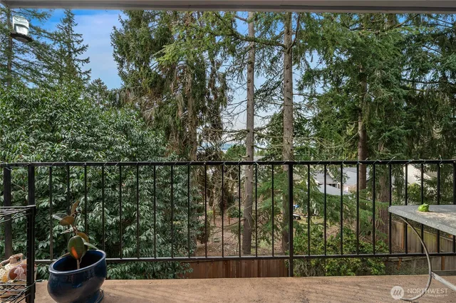 $2,350,000 | 11521 Greenwood Avenue North, Seattle, WA 98133