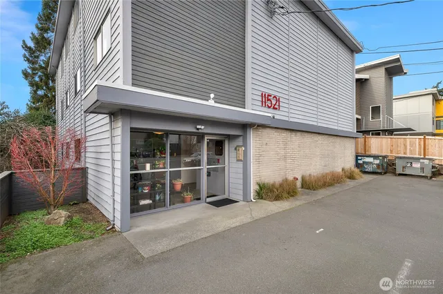 $2,350,000 | 11521 Greenwood Avenue North, Seattle, WA 98133