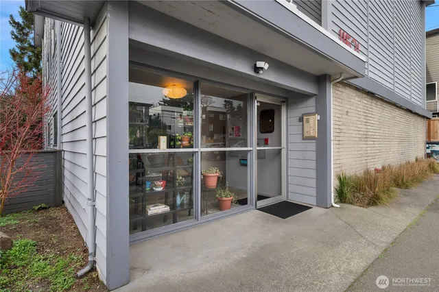 $2,350,000 | 11521 Greenwood Avenue North, Seattle, WA 98133