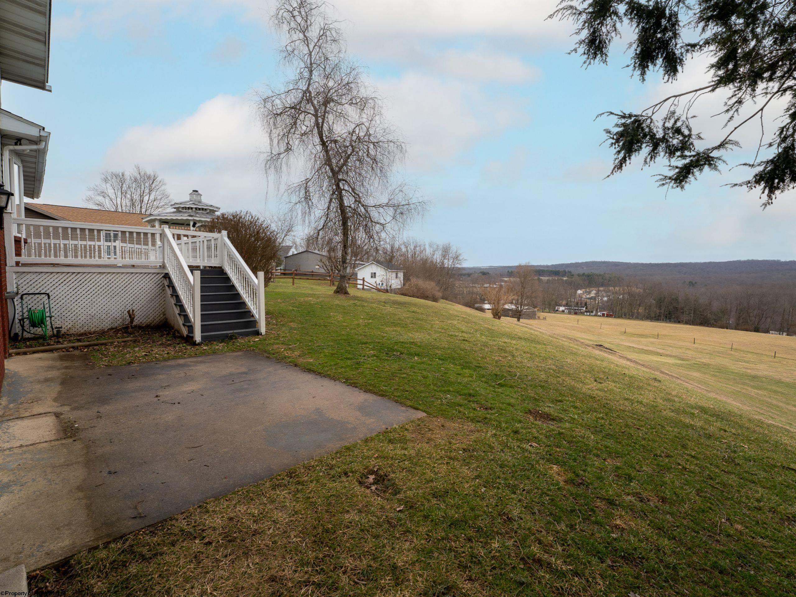 224 Hemlock Lane Reedsville, WV 26547 - Photo 38 of 41 Gallery Image 38