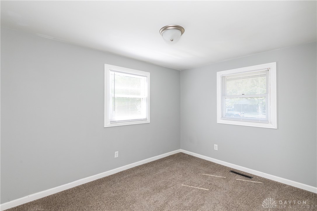 6452 Hemingway Road Dayton, OH 45424 - Photo 27 of 46 Gallery Image 27