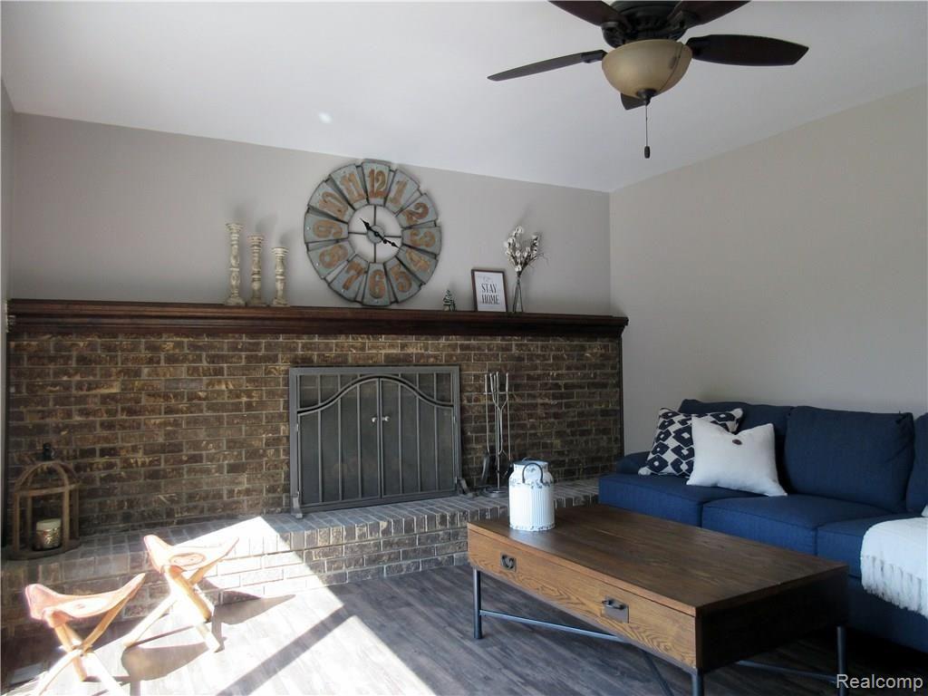 41975 Cherry Hill Road Novi, MI 48375 - Photo 16 of 34