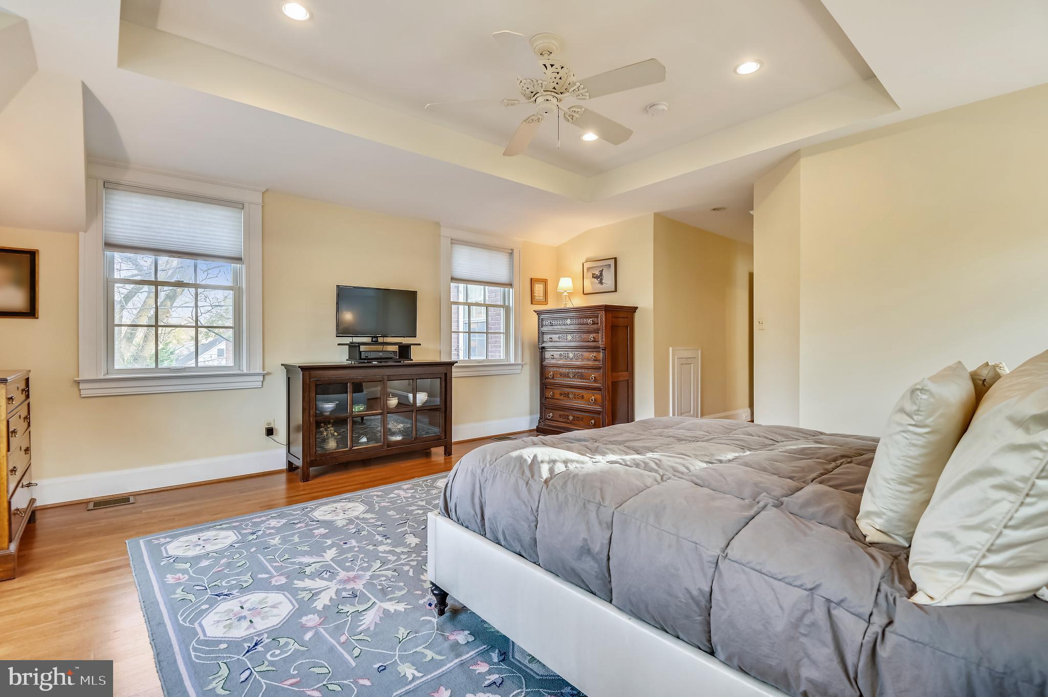 608 Hatherleigh Road Baltimore, MD 21212 - Photo 30 of 65 Ceiling Fan