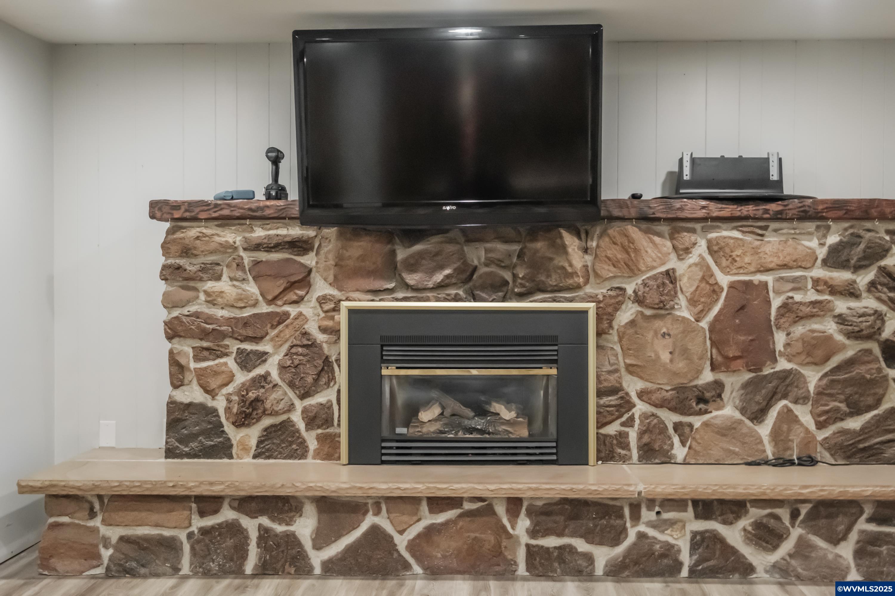 1141 Northeast Springwood Drive Albany, OR 97321 - Photo 15 of 47 Gallery Image 15