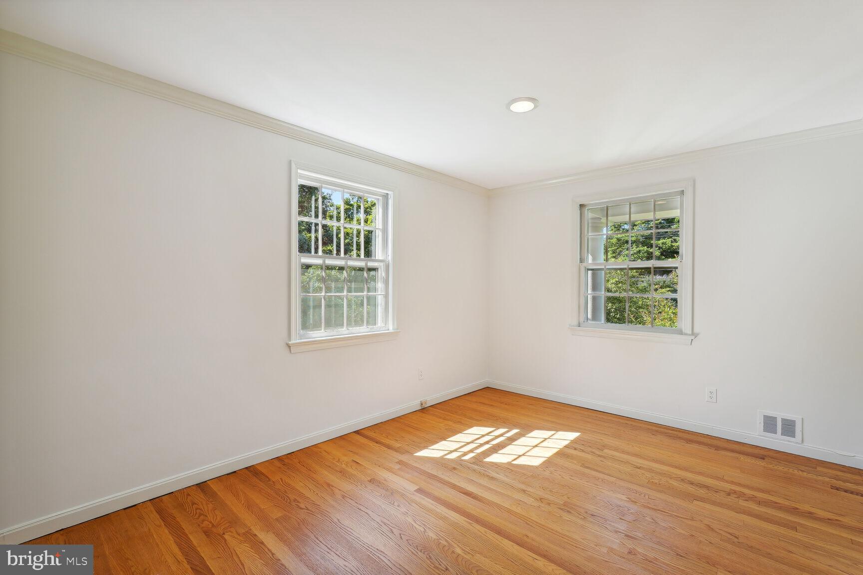 4719 River Road Bethesda, MD 20816 - Photo 16 of 21 Gallery Image 16