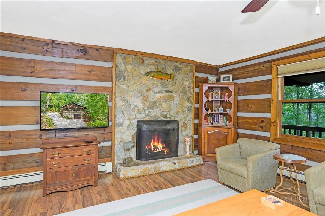 214 Deer Ridge Road Crumpler, NC 28617 - Photo 9 of 40