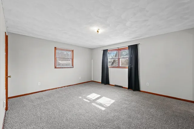 $195,000 | 312 Prospect Avenue, Paxton, IL 60957