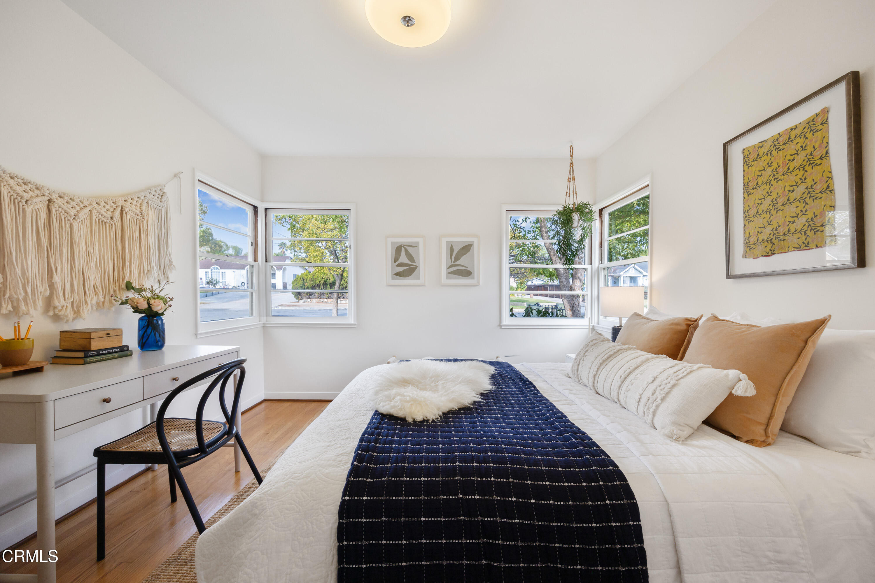 1766-1768 Whitefield Road Pasadena, CA 91104 - Photo 41 of 52 a bedroom with bed and a window