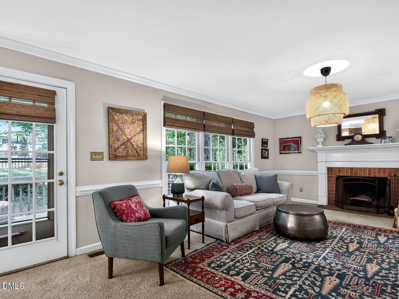 8308 Seagate Drive Raleigh, NC 27615 - Photo 9 of 24 016-1280x960-family-room