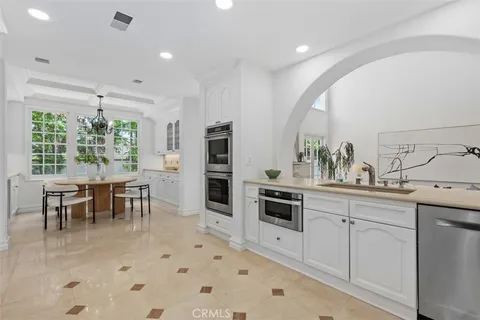 $4,300,000 | 2 Belcourt Drive, Newport Beach, CA 92660
