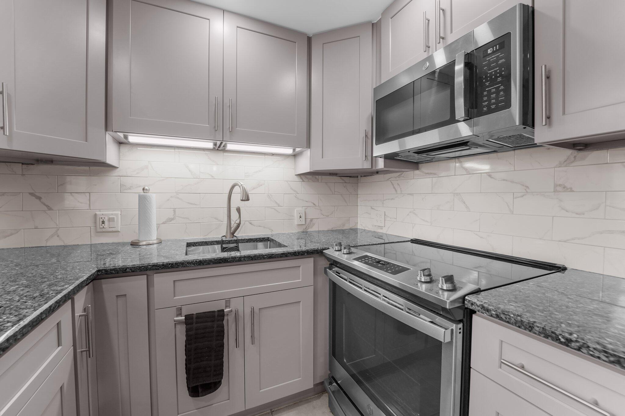 10 Suffolk A Boca Raton, FL 33434 - Photo 11 of 27 12-web-or-mls-DSC02162