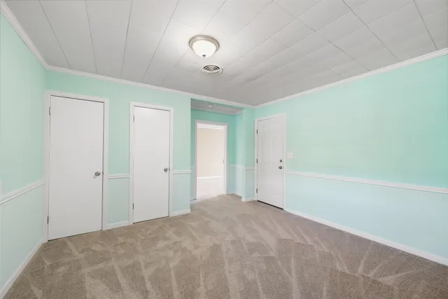 a view of a livingroom with an empty space